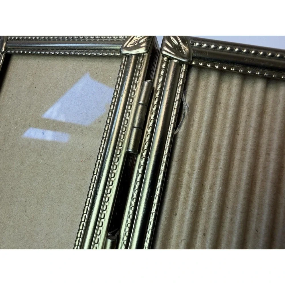 Gold Tone Brass Ornate Tri-fold Hinged Picture Frame Home Decor Vintage